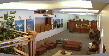 Three Valley Chateau Hotel
